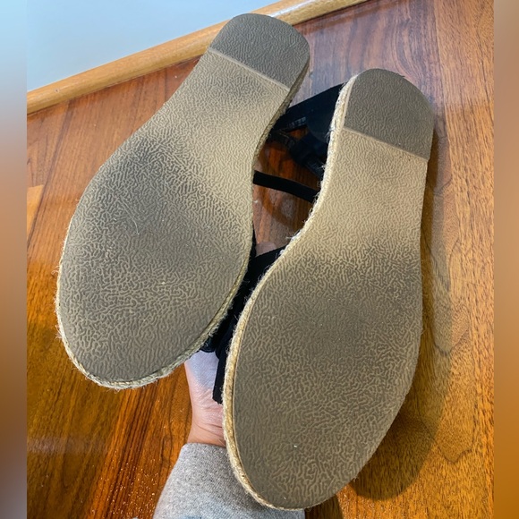 Black Bow Espadrilles - Picture 4 of 4